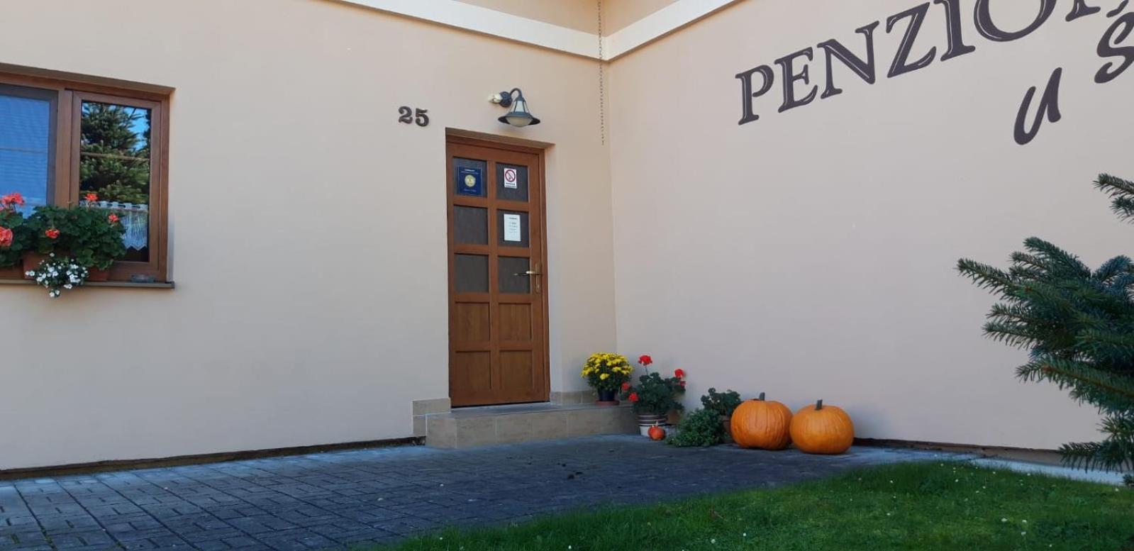 Penzion U Stoly Usilne Exterior foto