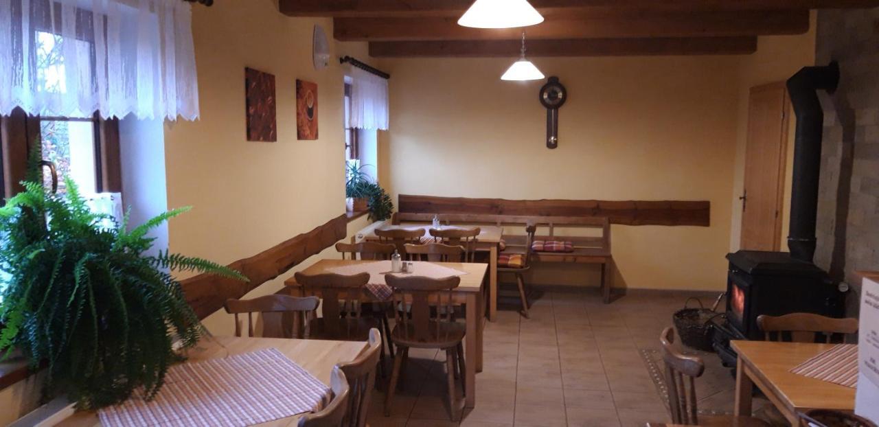 Penzion U Stoly Usilne Exterior foto